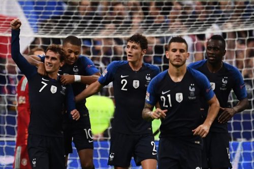 Gewinnt Frankreich heute, hat es Deutschland selbst in der Hand: Bei einem Sieg gegen die Niederlande würde man in der Gruppe A bleiben! (Photo by Anne-Christine POUJOULAT / AFP)
